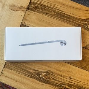 Apple A1314 Bluetooth Wireless Mini Keyboard